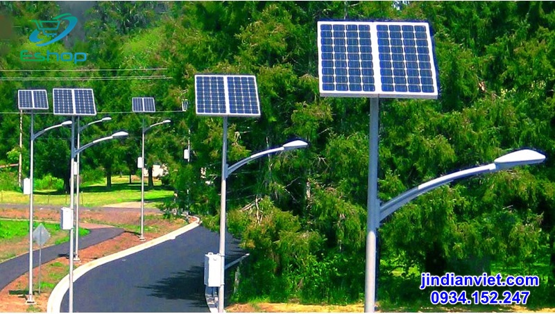Đèn sân vườn năng lượng mặt trời 800w-20AH